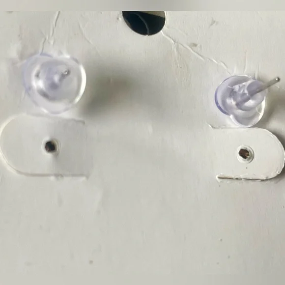 Floral Gemstone Earrings with Red, Pink, and Gold Accents - Picture 4 of 4